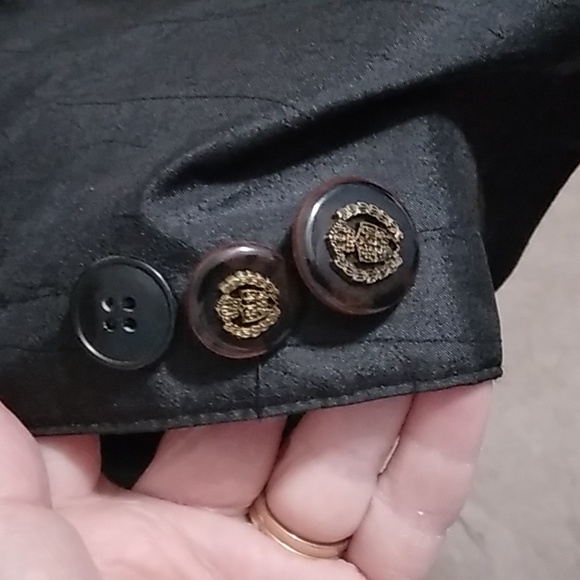 Women's Lightweight Black Trench Coat - Picture 14 of 14